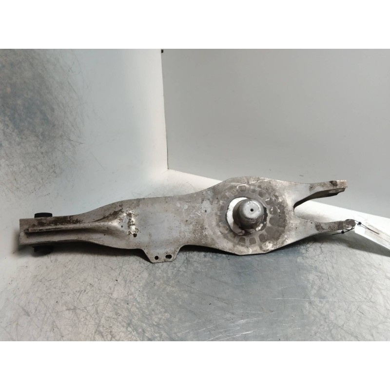 Recambio de brazo suspension inferior trasero derecho para opel vectra c berlina 1.9 cdti cat (z 19 dtl) referencia OEM IAM   