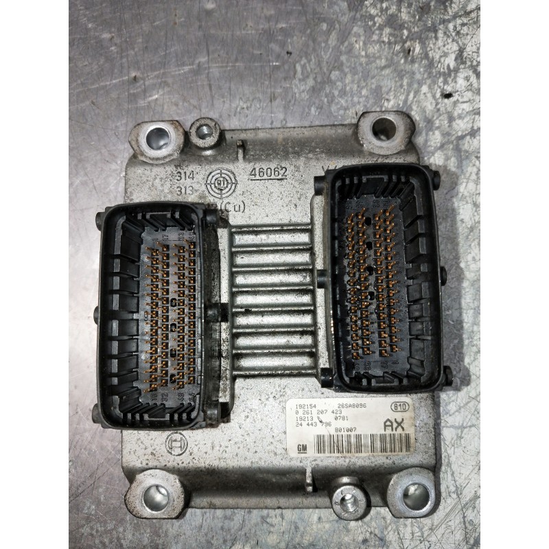 Recambio de centralita motor uce para opel corsa c referencia OEM IAM 0261207423 26SA8096 