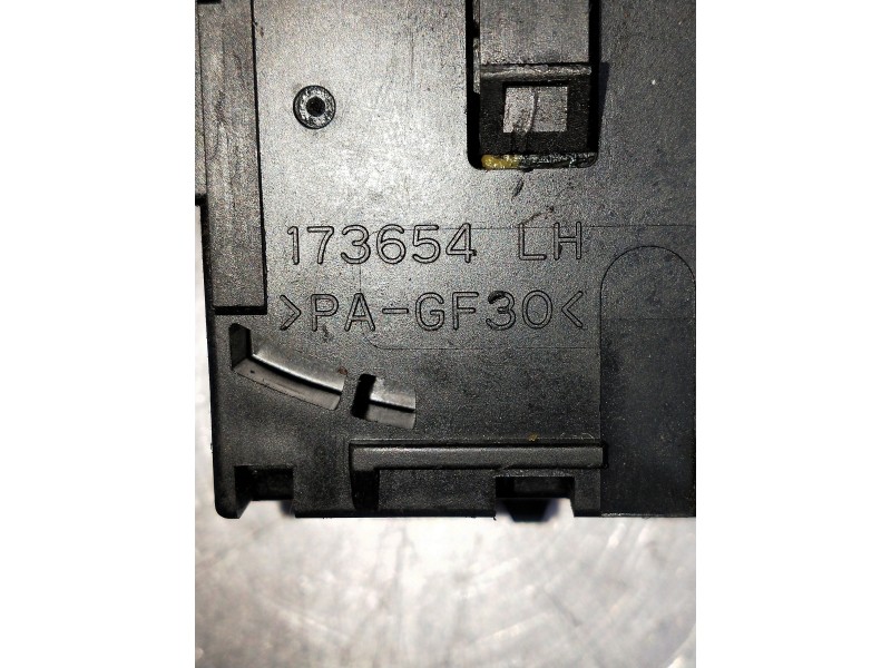 Recambio de mando limpia para toyota celica (t23) referencia OEM IAM 846522G470 173654 