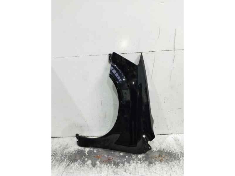 Recambio de aleta delantera izquierda para chrysler voyager (rg) 2.8 crd cat referencia OEM IAM   