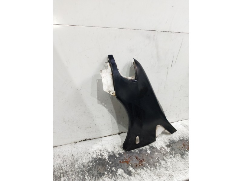 Recambio de aleta delantera izquierda para mercedes vito (w638) combi referencia OEM IAM   