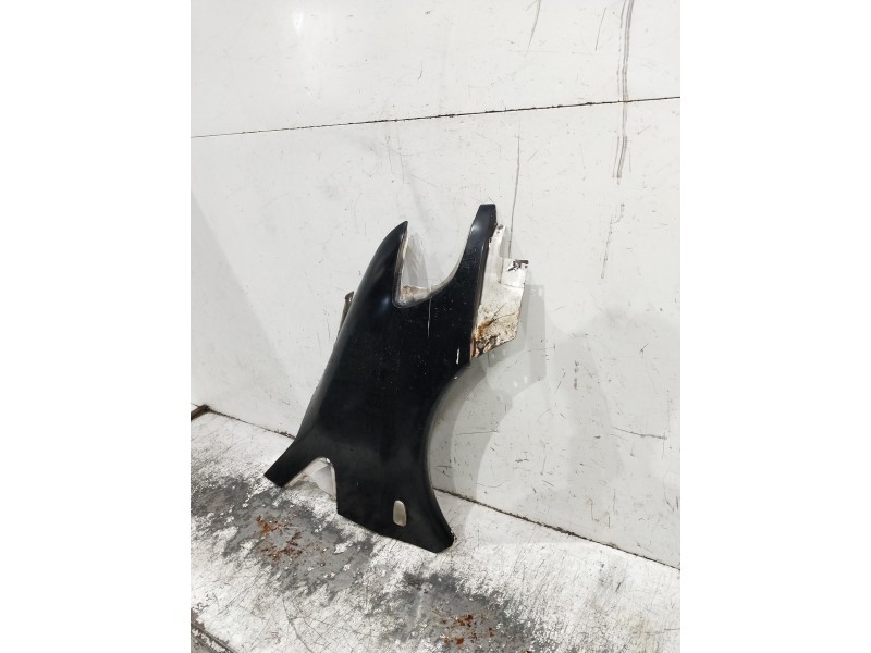 Recambio de aleta delantera derecha para mercedes vito (w638) combi referencia OEM IAM   