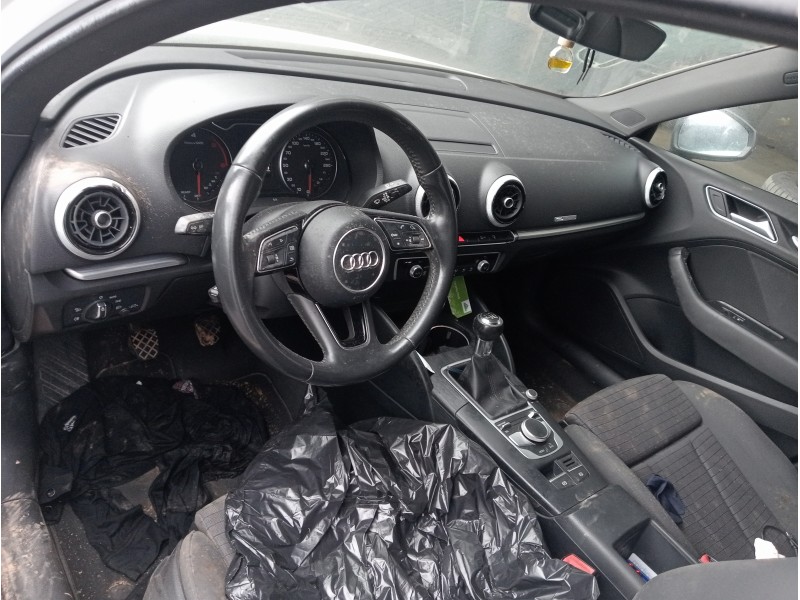 audi a3 sedán (8vm) del año 2017