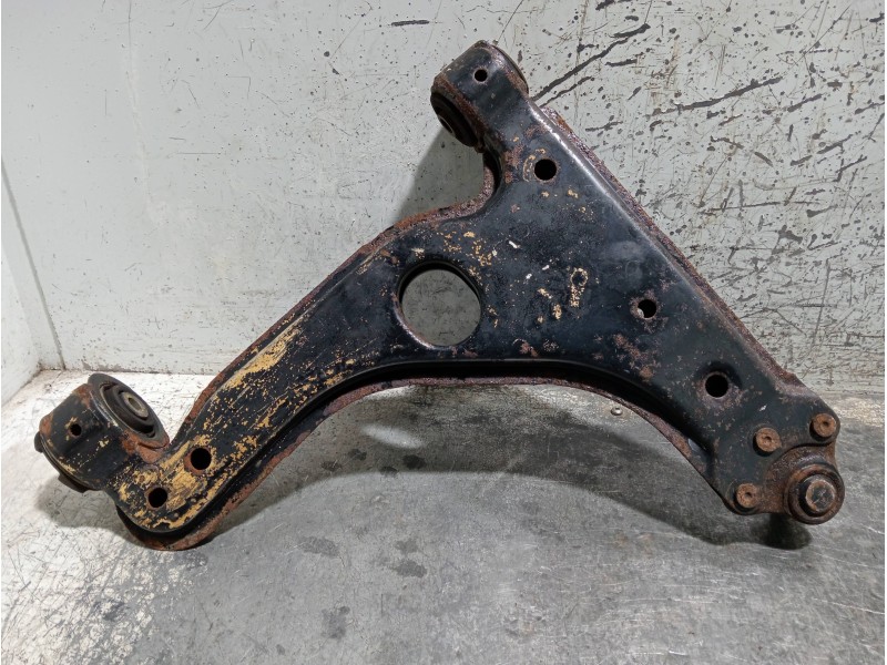 Recambio de brazo suspension inferior delantero izquierdo para opel vectra b berlina referencia OEM IAM   