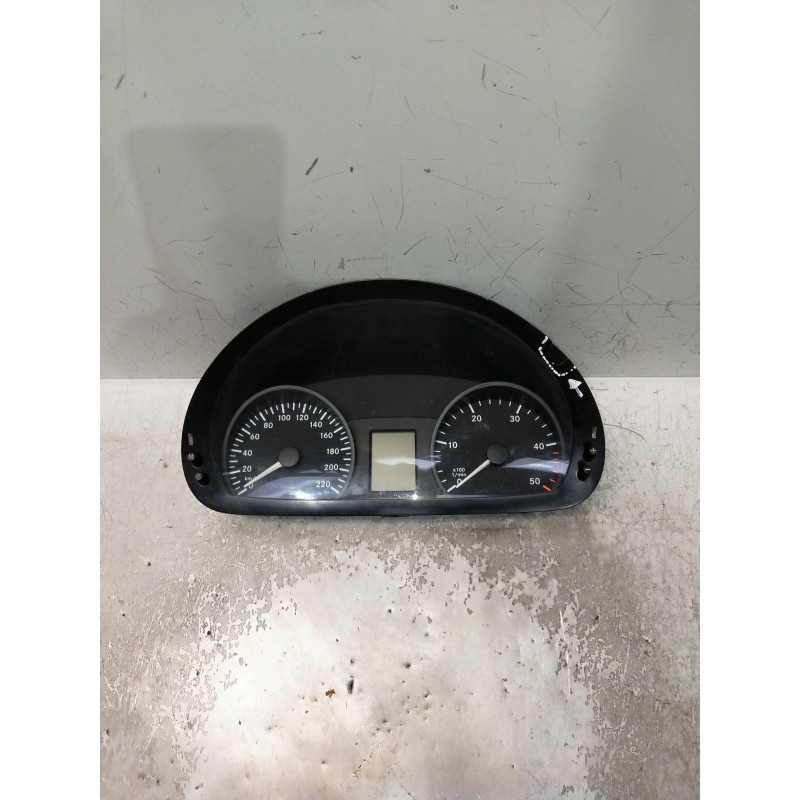 Recambio de cuadro instrumentos para mercedes vito caja cerrada 6.03 referencia OEM IAM A6394464321 102681055 OJO VER FOTOS
