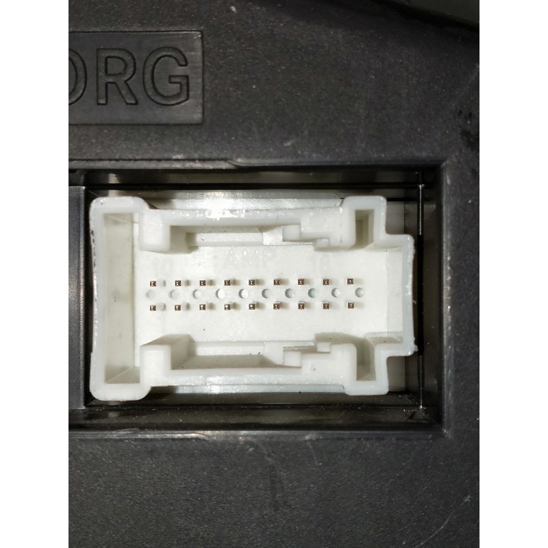 Recambio de cuadro instrumentos para mercedes vito caja cerrada 6.03 referencia OEM IAM A6394464321 102681055 OJO VER FOTOS