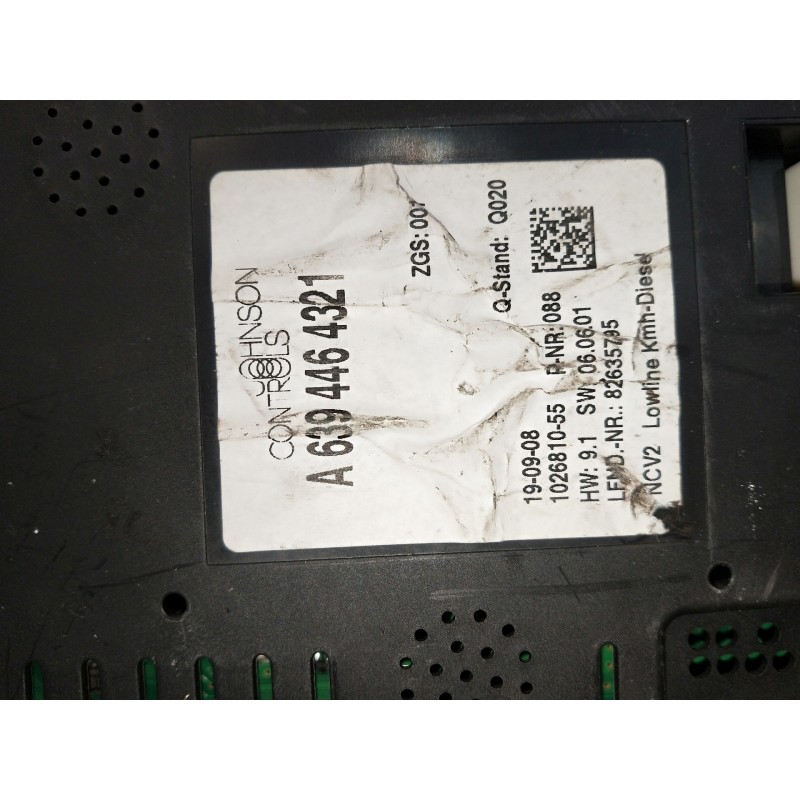 Recambio de cuadro instrumentos para mercedes vito caja cerrada 6.03 referencia OEM IAM A6394464321 102681055 OJO VER FOTOS