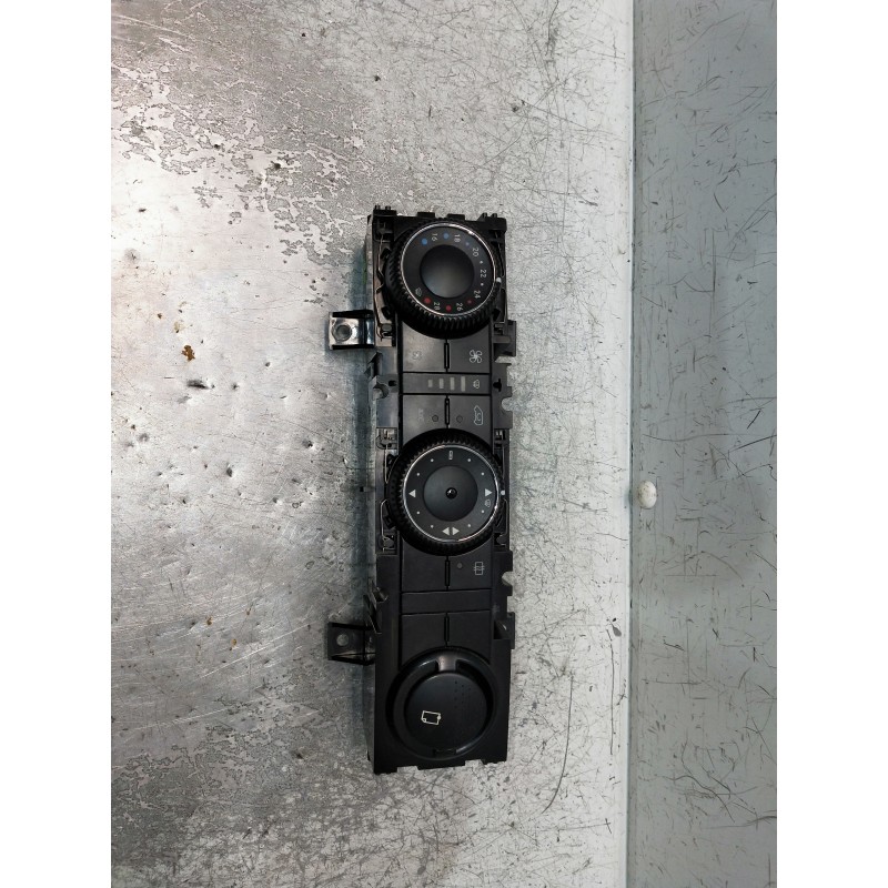 Recambio de mando calefaccion / aire acondicionado para mercedes sprinterii caja cerrada (desde 01.06) referencia OEM IAM 5HB009