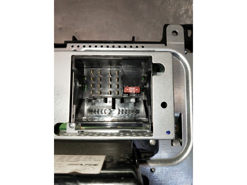 Recambio de sistema audio / radio cd para mercedes sprinterii caja cerrada (desde 01.06) referencia OEM IAM A9069000004 A9069016