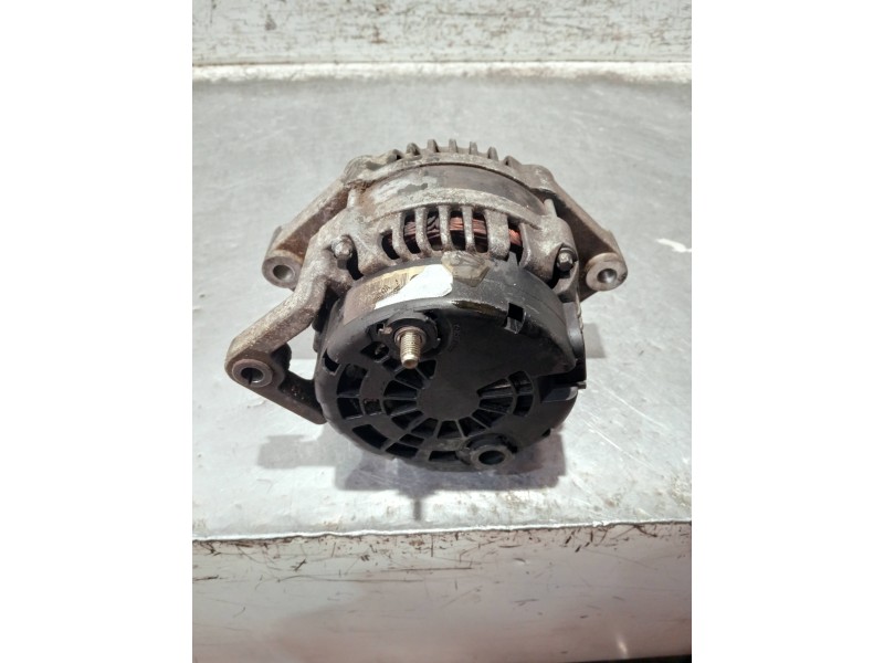 Recambio de alternador para mercedes vito kasten (639) referencia OEM IAM   