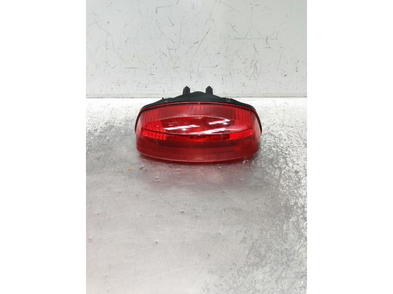 Recambio de piloto trasero central para kawasaki gpz 500 s referencia OEM IAM   PILOTO TRASERO