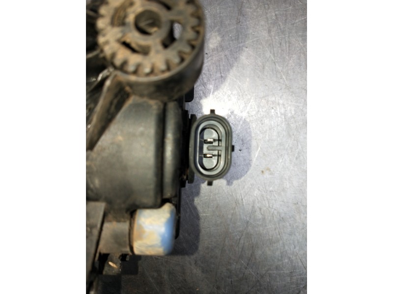 Recambio de faro antiniebla izquierdo para land rover freelander (lr2) 2.2 td4 referencia OEM IAM 89203953 6H5215K201AA 