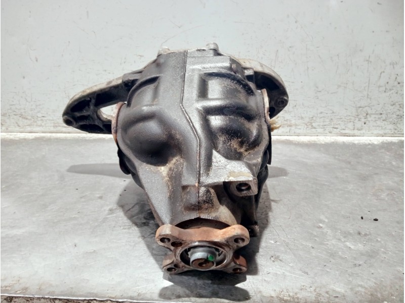 Recambio de diferencial trasero para mercedes vito kasten (639) referencia OEM IAM A6393510208  