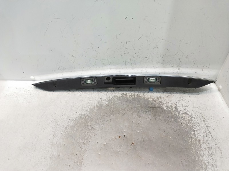 Recambio de maneta exterior porton para mercedes clase b (w246) referencia OEM IAM A2467401601  LUZ MATRICULA