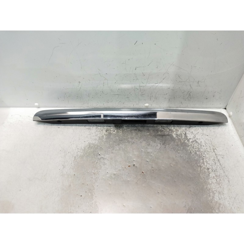 Recambio de maneta exterior porton para mercedes clase b (w246) referencia OEM IAM A2467401601  LUZ MATRICULA