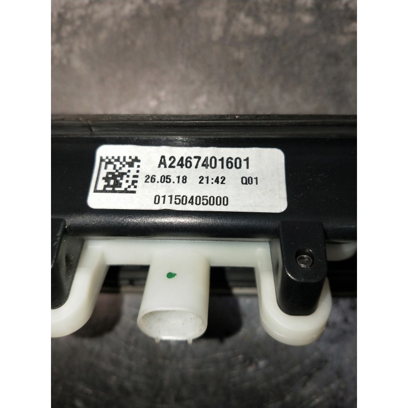 Recambio de maneta exterior porton para mercedes clase b (w246) referencia OEM IAM A2467401601  LUZ MATRICULA