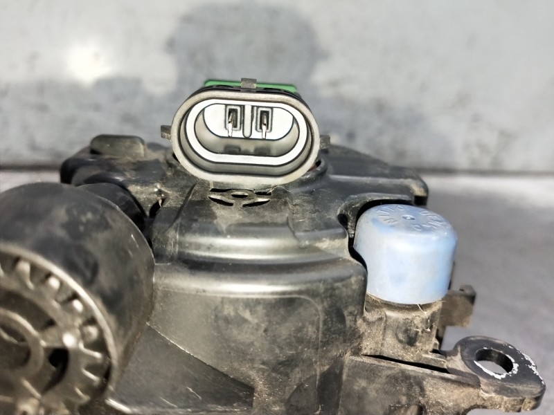 Recambio de faro antiniebla derecho para land rover freelander (lr2) 2.2 td4 referencia OEM IAM 89210622  