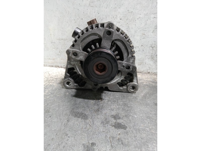 Recambio de alternador para volvo v50 familiar referencia OEM IAM 3M5T10300PD 1042103513 