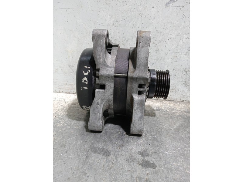 Recambio de alternador para volvo v50 familiar referencia OEM IAM 3M5T10300PD 1042103513 