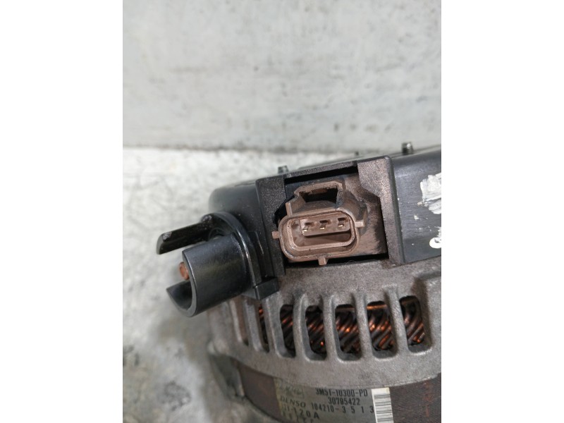 Recambio de alternador para volvo v50 familiar referencia OEM IAM 3M5T10300PD 1042103513 