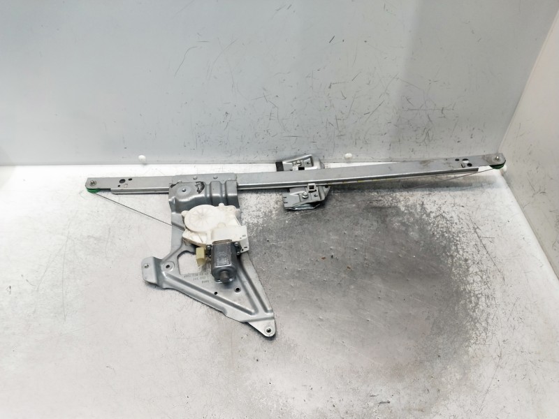 Recambio de motor elevalunas delantero derecho para mercedes sprinterii caja cerrada (desde 01.06) referencia OEM IAM A906720014 Recambio de motor elevalunas delantero derecho para mercedes sprinterii caja cerrada (desde 01.06) referencia OEM IAM A906720014