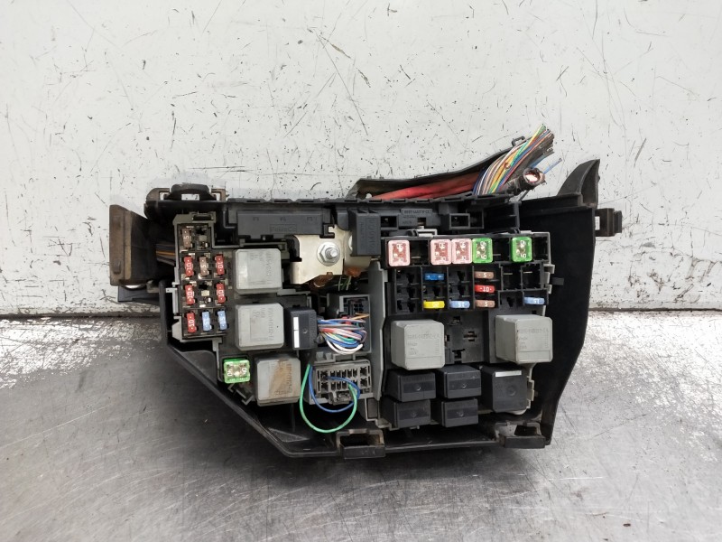 Recambio de caja reles / fusibles para land rover freelander (lr2) 2.2 td4 referencia OEM IAM   