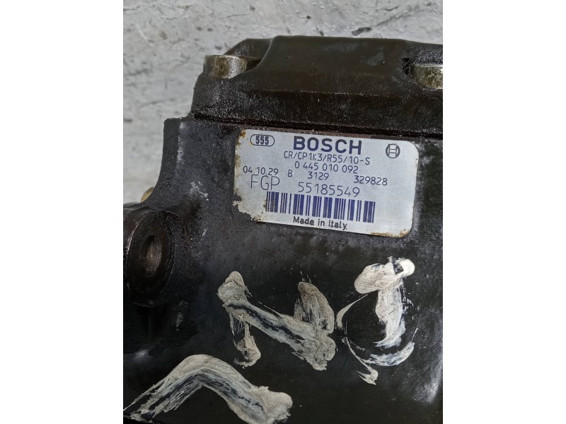 Recambio de bomba inyeccion para opel corsa c referencia OEM IAM 0445010092 55185549 BOSCH