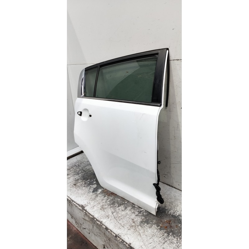 Recambio de puerta trasera derecha para kia sportage referencia OEM IAM   5P