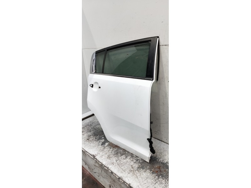 Recambio de puerta trasera derecha para kia sportage referencia OEM IAM   5P