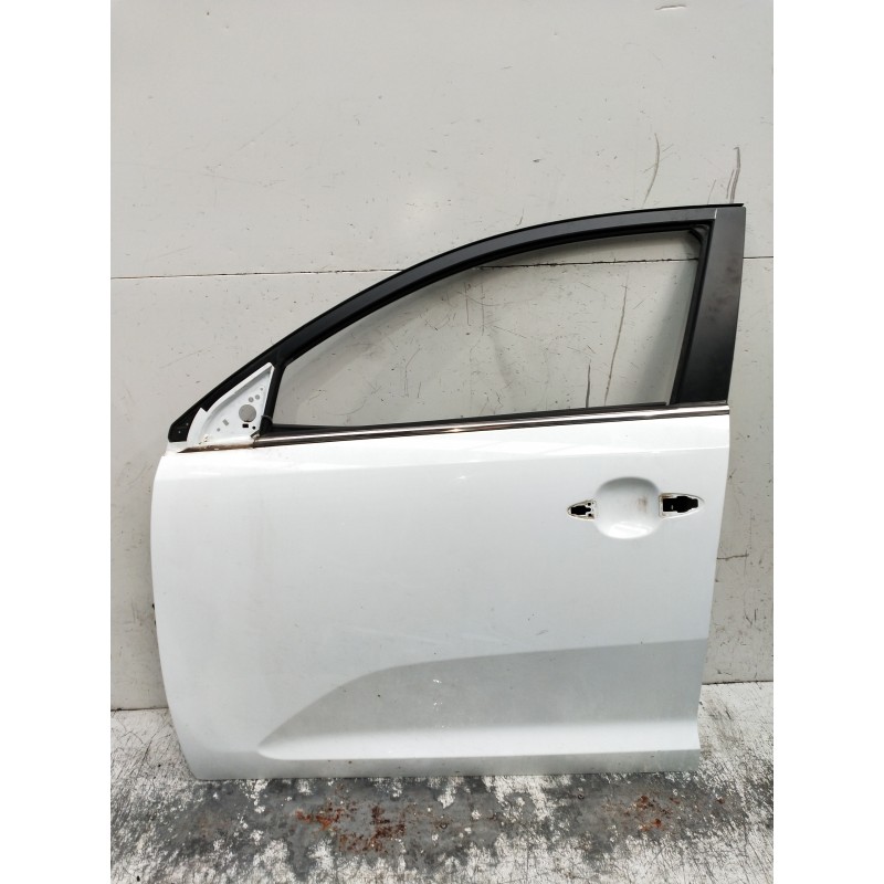 Recambio de puerta delantera izquierda para kia sportage referencia OEM IAM   5P