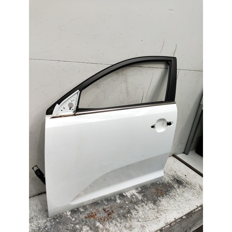 Recambio de puerta delantera izquierda para kia sportage referencia OEM IAM   5P