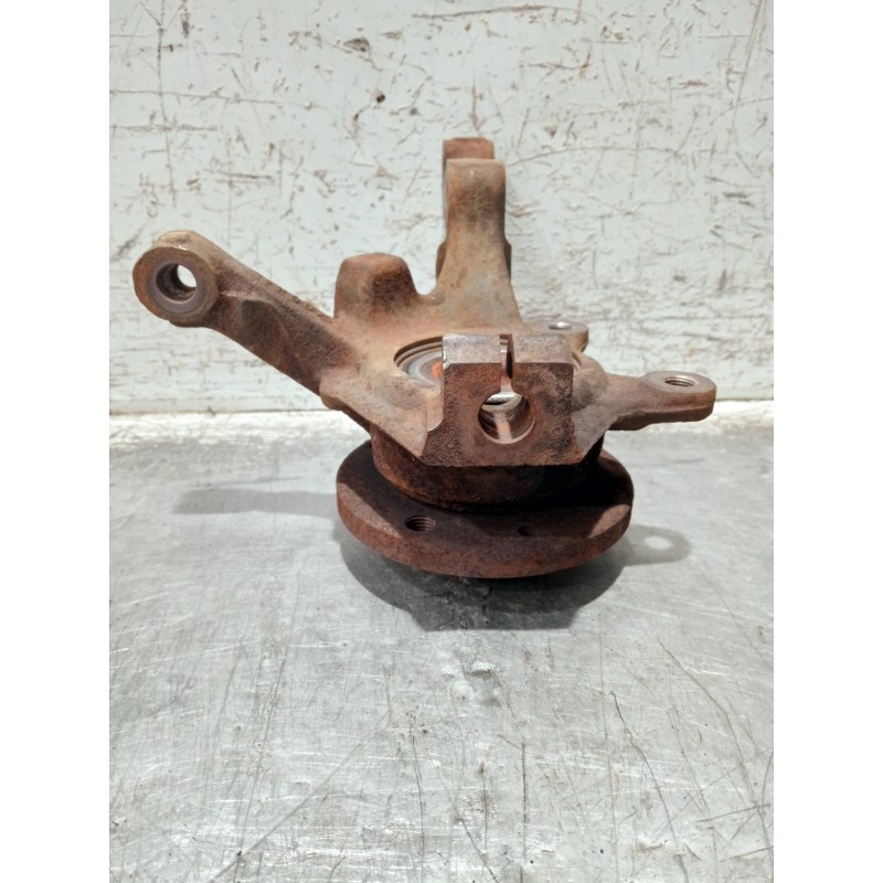 Recambio de mangueta delantera izquierda para renault clio ii fase i (b/cbo) referencia OEM IAM   