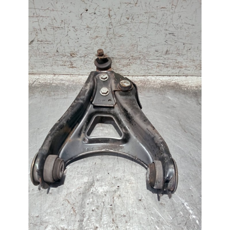 Recambio de brazo suspension inferior delantero derecho para renault clio ii fase i (b/cbo) referencia OEM IAM   