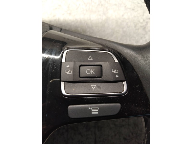 Recambio de volante para volkswagen touareg (7p6) 3.0 v6 tdi dpf referencia OEM IAM 7P6419091 62470012A NGB