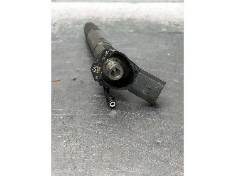 Recambio de inyector para mercedes sprinter ii james cook (906) referencia OEM IAM 0445115069 A646070150611 