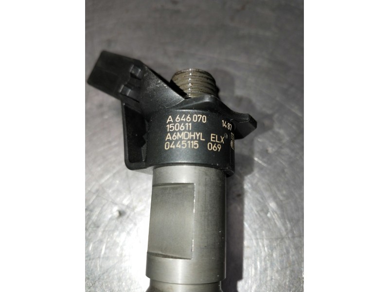 Recambio de inyector para mercedes sprinter ii james cook (906) referencia OEM IAM 0445115069 A646070150611 