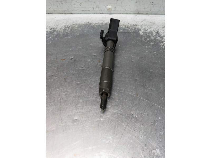 Recambio de inyector para mercedes sprinter ii james cook (906) referencia OEM IAM 0445115069 A646070150611 