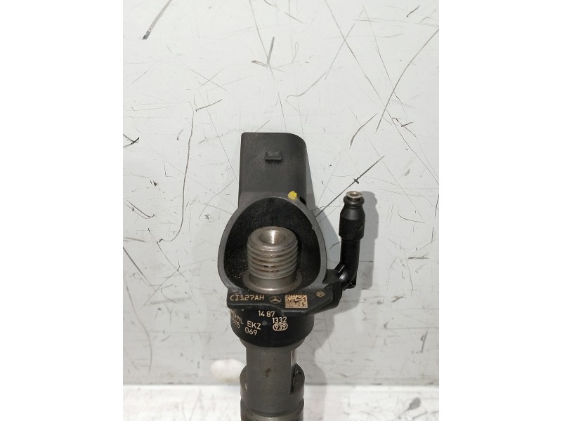 Recambio de inyector para mercedes sprinter ii james cook (906) referencia OEM IAM 0445115069 A646070150611 