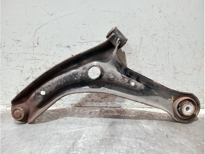 Recambio de brazo suspension inferior delantero derecho para ford fiesta (cb1) referencia OEM IAM 8V513042BH  