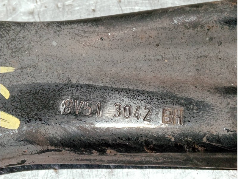 Recambio de brazo suspension inferior delantero derecho para ford fiesta (cb1) referencia OEM IAM 8V513042BH  