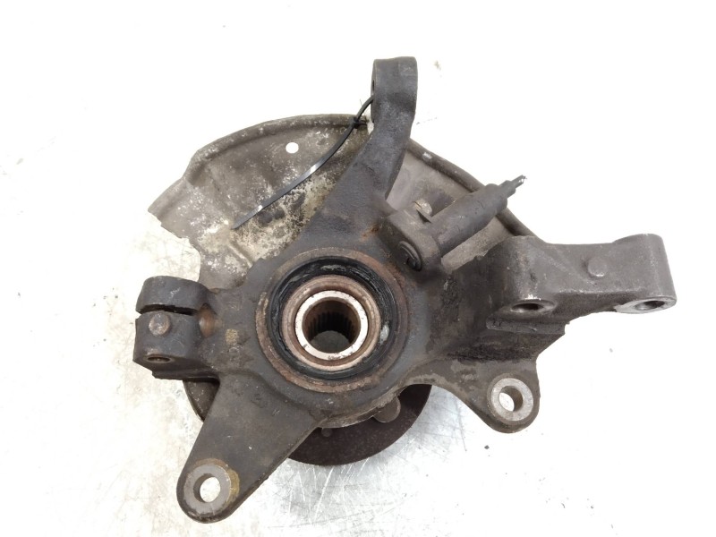 Recambio de mangueta delantera izquierda para kia shuma ii 1.6 cat referencia OEM IAM   