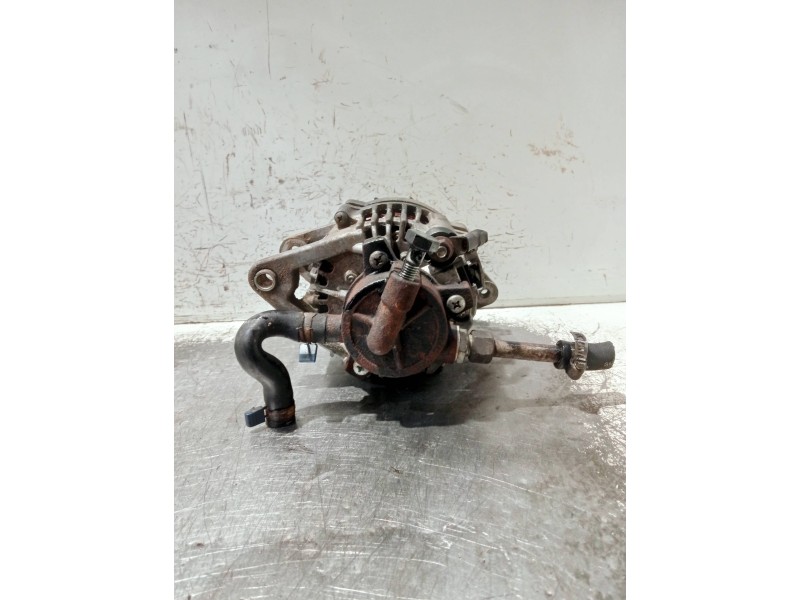 Recambio de alternador para opel corsa b referencia OEM IAM 12060307125N  