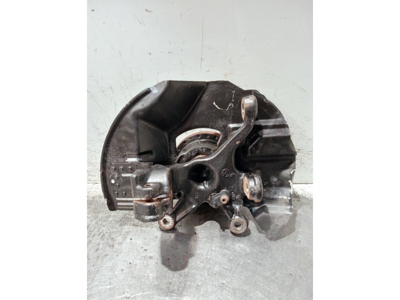 Recambio de mangueta delantera izquierda para bmw serie 3 compact (e46) referencia OEM IAM   