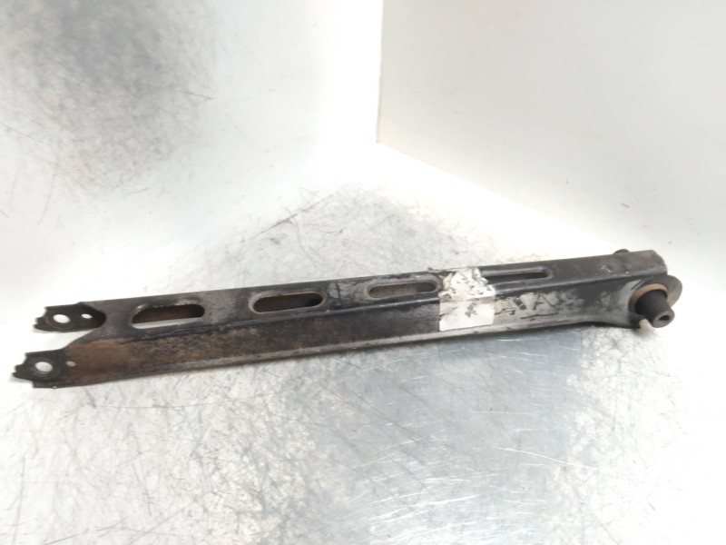 Recambio de tirante trasero derecho para opel vectra b berlina básico referencia OEM IAM    Recambio de tirante trasero derecho para opel vectra b berlina básico referencia OEM IAM