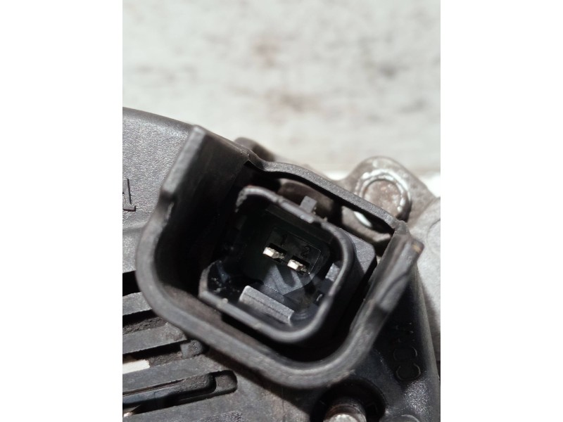 Recambio de alternador para nissan micra (k12e) referencia OEM IAM 8200386806 2542945B TG11C034