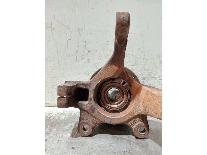 Recambio de mangueta delantera izquierda para nissan micra (k12e) referencia OEM IAM   