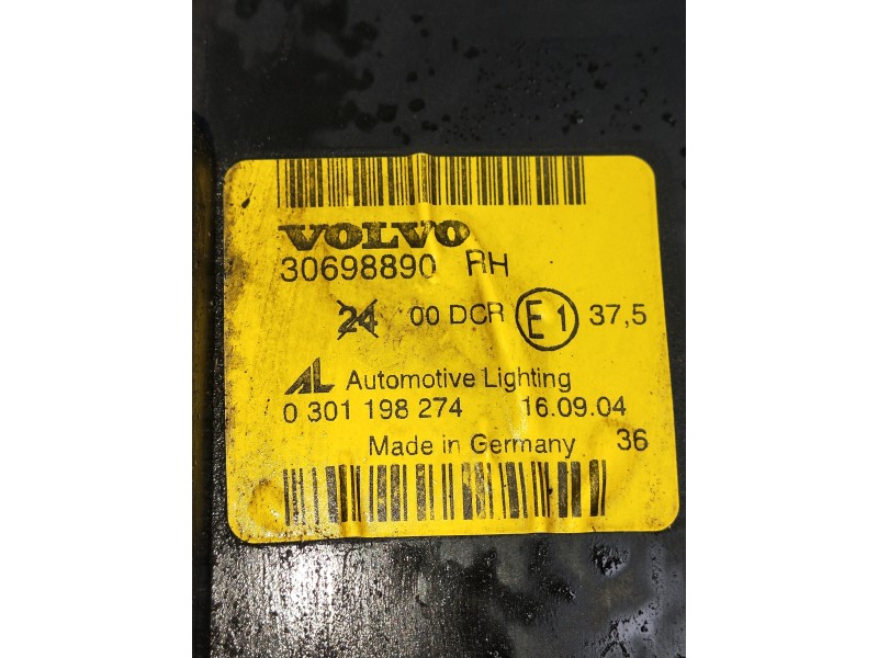 Recambio de faro derecho para volvo v50 familiar referencia OEM IAM 0301198274 30698890 