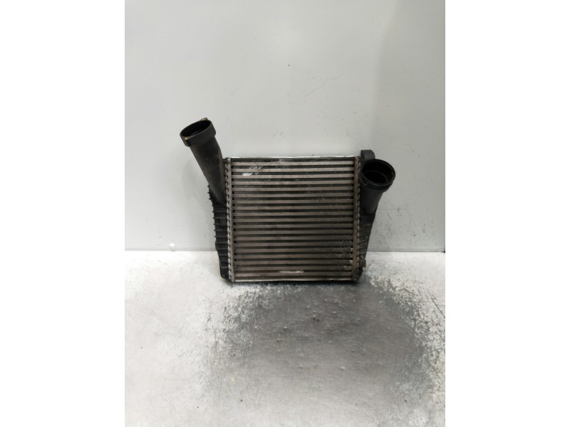 Recambio de intercooler para porsche cayenne (typ 92aa) diesel referencia OEM IAM 95511063911  