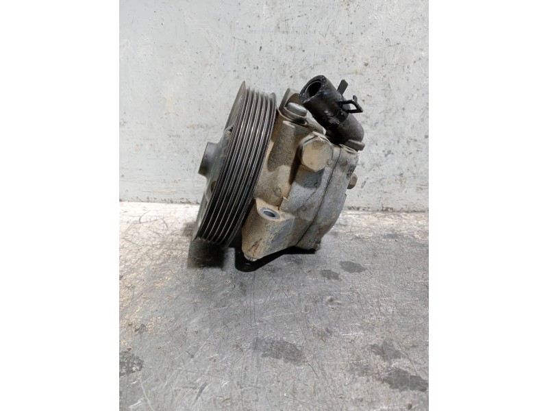 Recambio de bomba direccion para land rover freelander (lr2) 2.2 td4 referencia OEM IAM 6G913A696EE B4911041926 