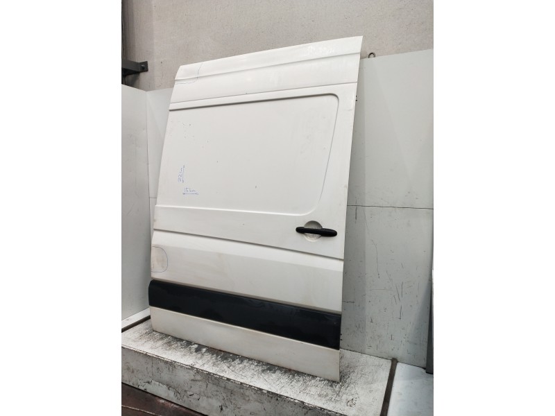 Recambio de puerta lateral corredera derecha para volkswagen crafter caja cerrada referencia OEM IAM  221CM X 151CM 5P
